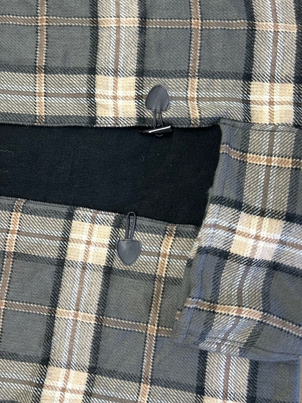 Plaid Toggle-Closure Open Poncho in Gray and Tan